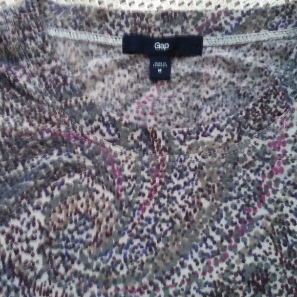 GAP LONG SLEEVE PAISLEY PRINT TOP (sz M) - Picture 2 of 5